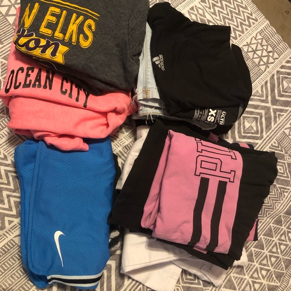 CLOTHING BUNDLE! (NIKE, ADIDAS, VS PINK, ETC.) - Picture 2 of 8